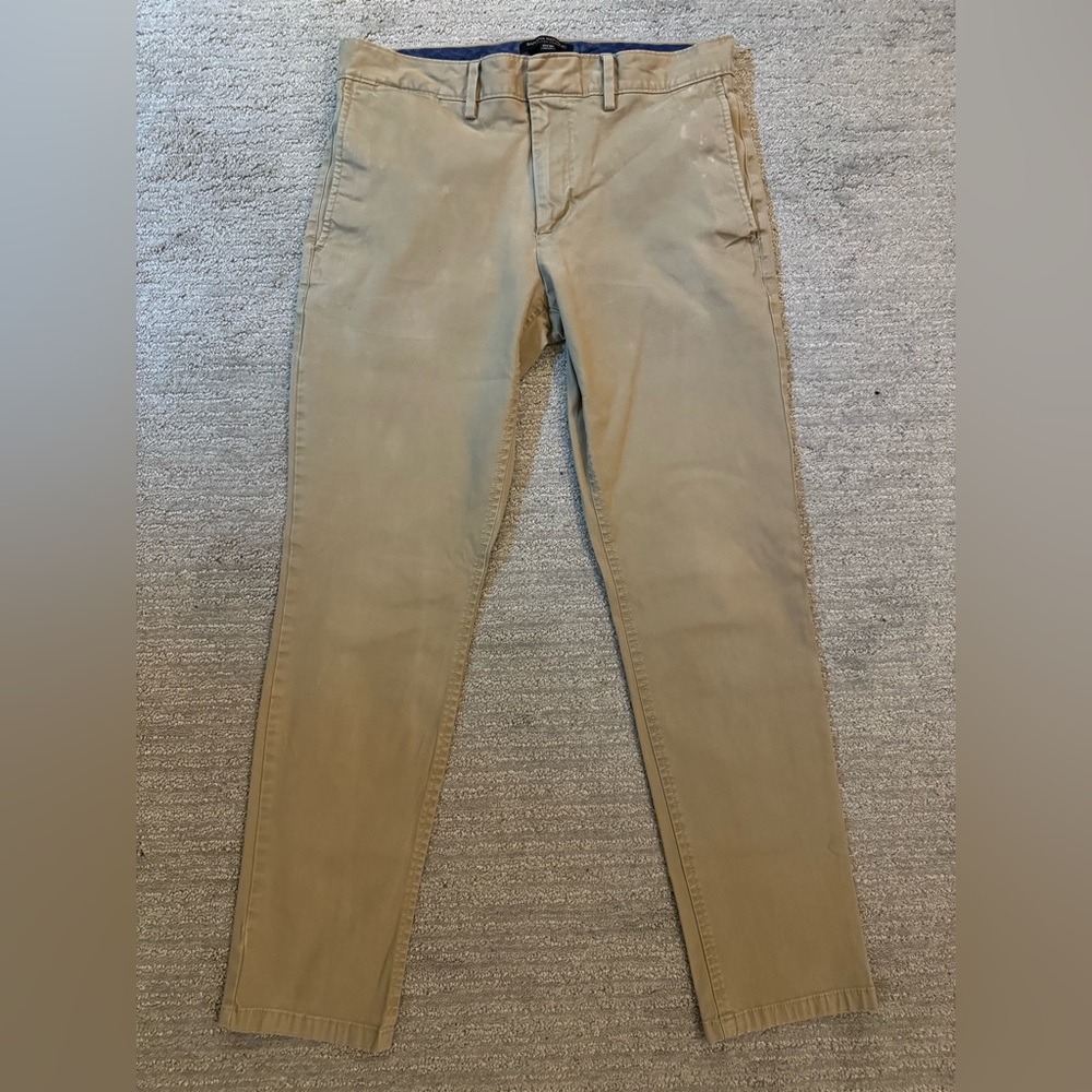 Banana Republic Men’s Chino - 31x30